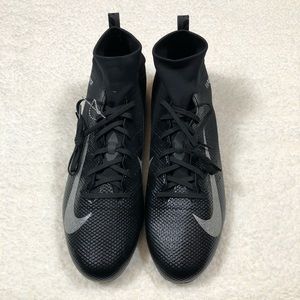 Nike Vapor Untouchable Football Cleats